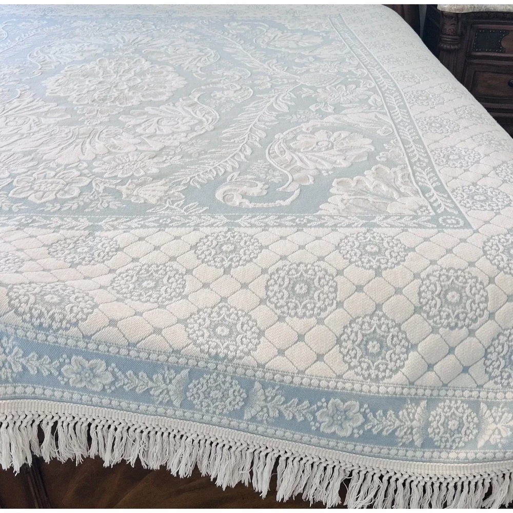 Vtg. Crown Crafts WOVEN BLUE WILLIAMSBURG Cotton FULL BEDSPREAD - 90